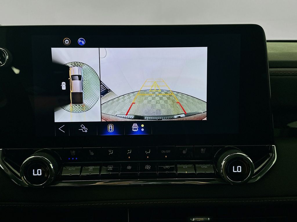 Thumbnail: 2025 Chevrolet Colorado - 14