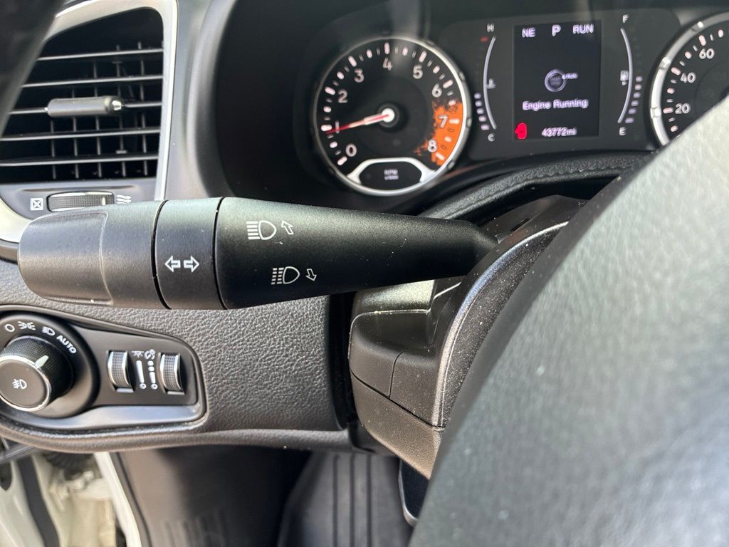 2018 Jeep Renegade Latitude White at Durrett Motor Company