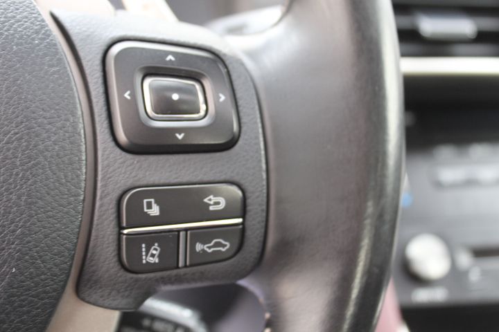 Used Car 2018 Lexus Is  300 For Sale Under $25,000 In Georgetown, Texas