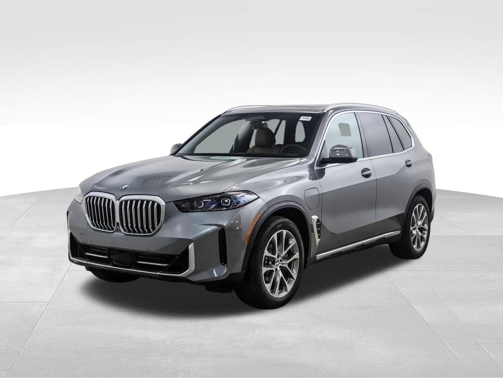 Thumbnail: 2026 BMW X5 - 1