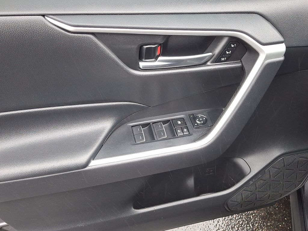 Thumbnail: 2023 Toyota RAV4 - 13