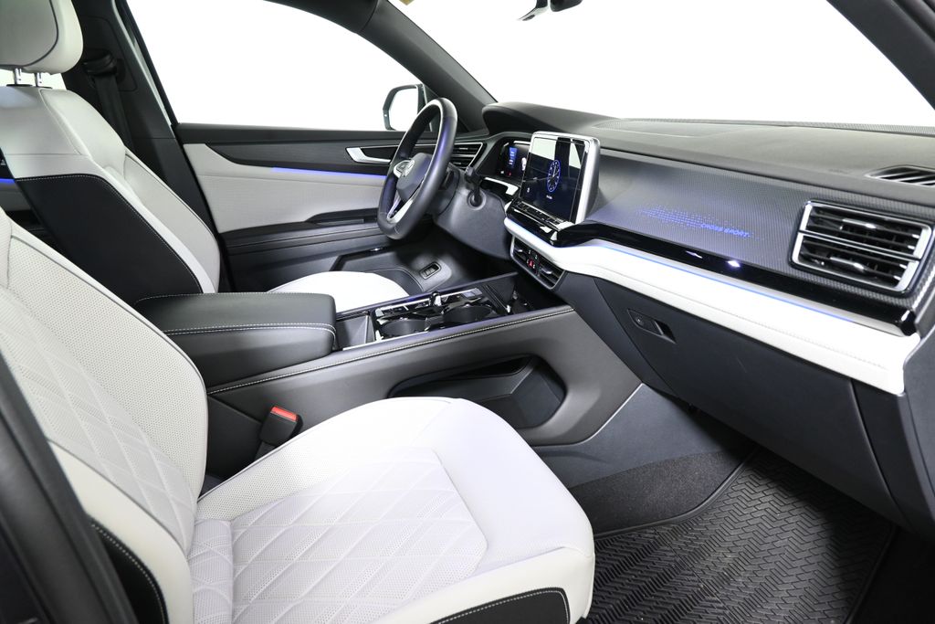 2024 Volkswagen Atlas SEL 26