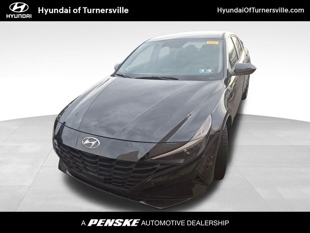 2023 Hyundai Elantra SEL -
                Turnersville, NJ