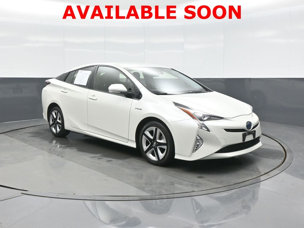 2016 Toyota Prius Three Touring FWD