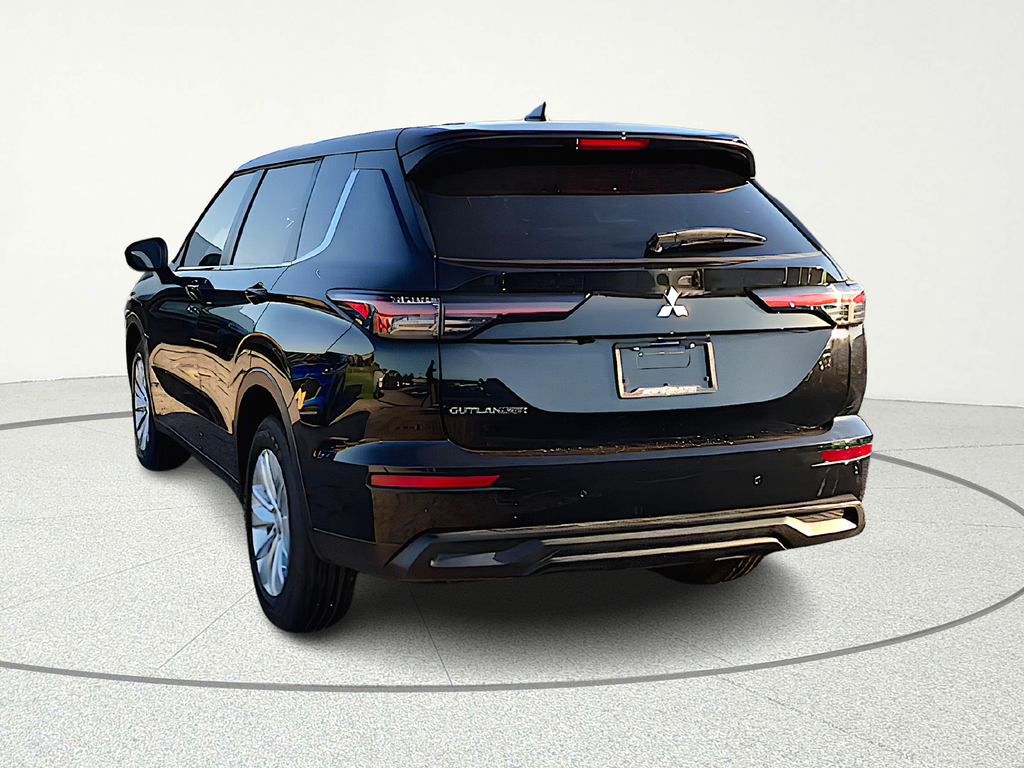 2026 Mitsubishi Outlander ES - 4