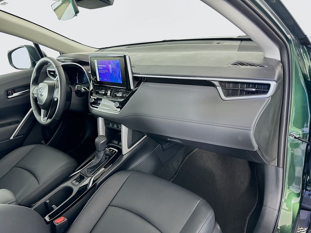 Thumbnail: 2025 Toyota Corolla Cross - 30