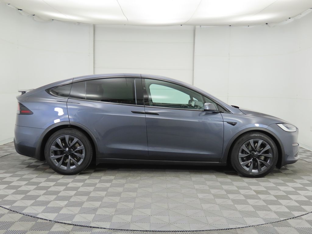 Thumbnail: 2023 Tesla Model X - 4
