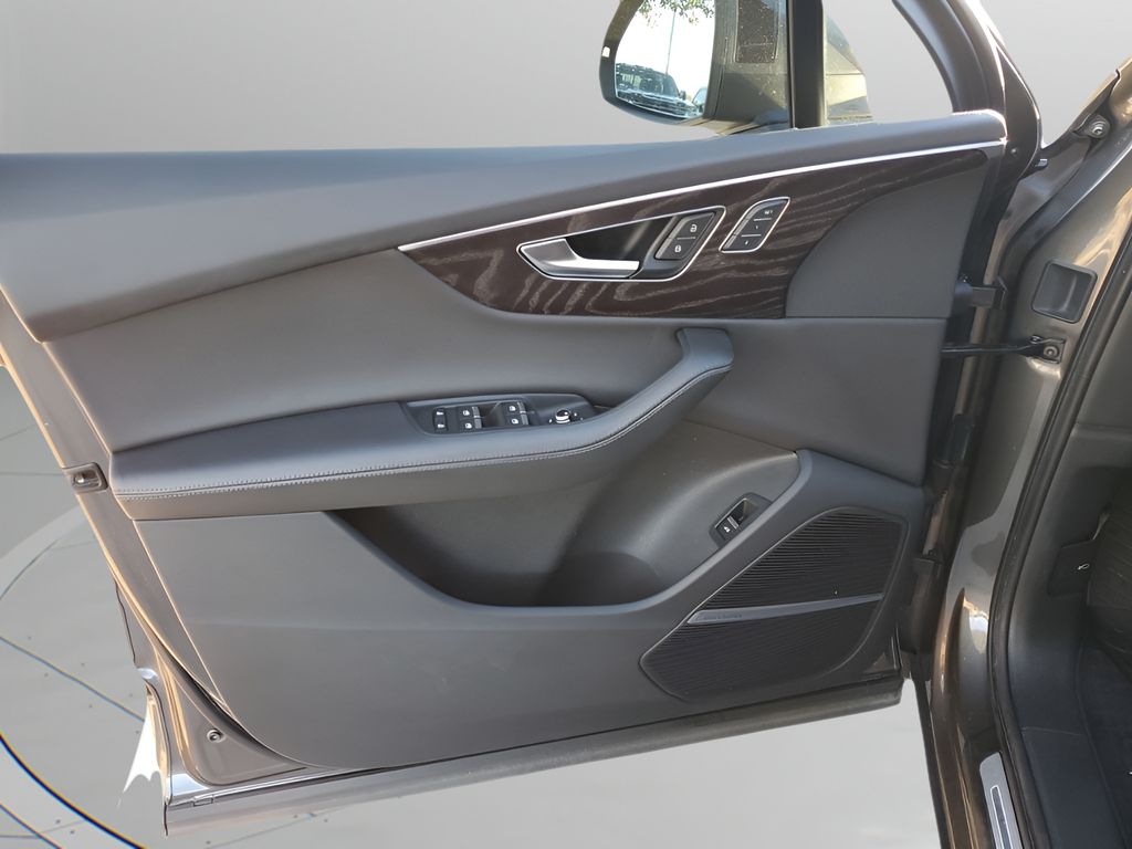 Used Car 2021 Audi Q7  55 Prestige For Sale Under $40,000 In Austin, Texas