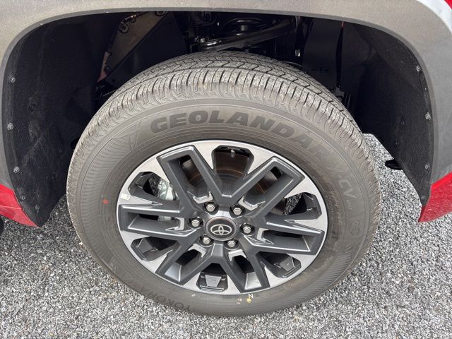 2026 Toyota Tundra Limited - Photo 9