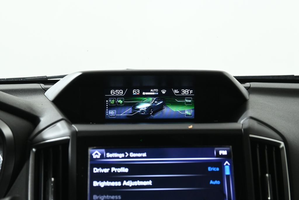 Thumbnail: 2018 Subaru Crosstrek - 21