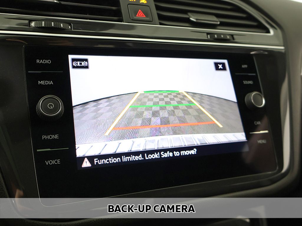 Used 2023 Gray Volkswagen 2.0T SE R-Line Black image 5
