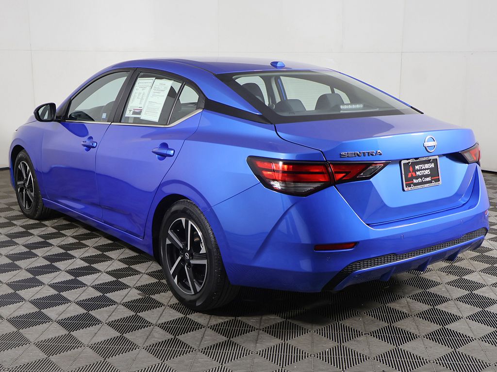 Used 2025 Blue Nissan SV image 7