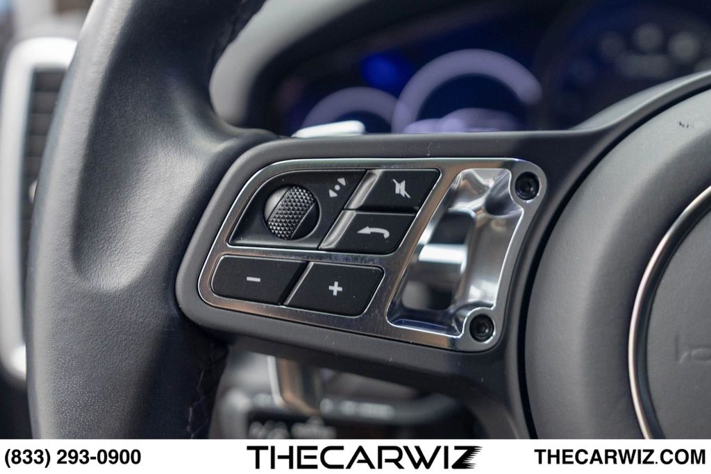 2023 Porsche Cayenne Coup Turbo - Photo 43