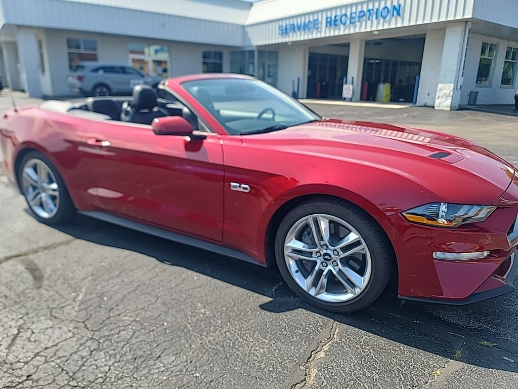 Rapid Red Metallic Tinted Clearcoat 2020 Ford Mustang Convertible Rear-Wheel Drive Automatic