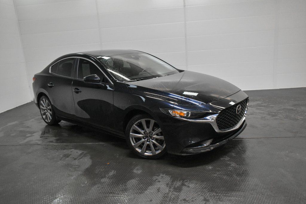 2022 Mazda MAZDA3 Select Sedan FWD