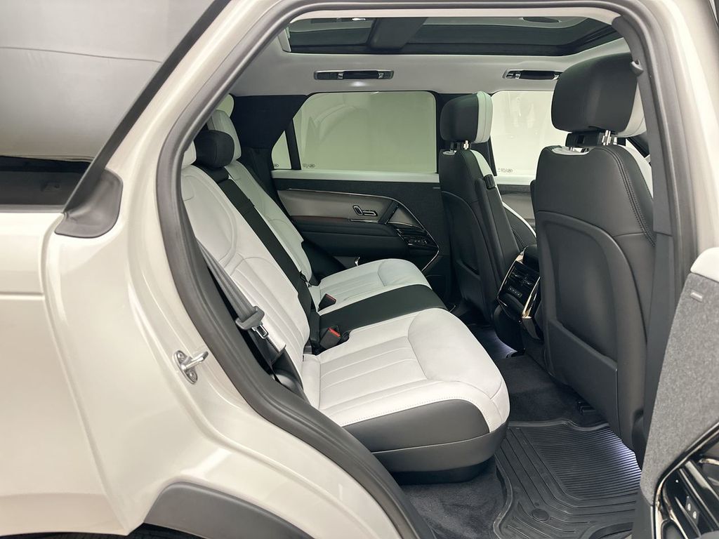 Thumbnail: 2026 Land Rover Range Rover Sport - 15