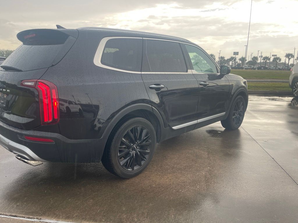 2022 Kia Telluride SX Black at Community Kia