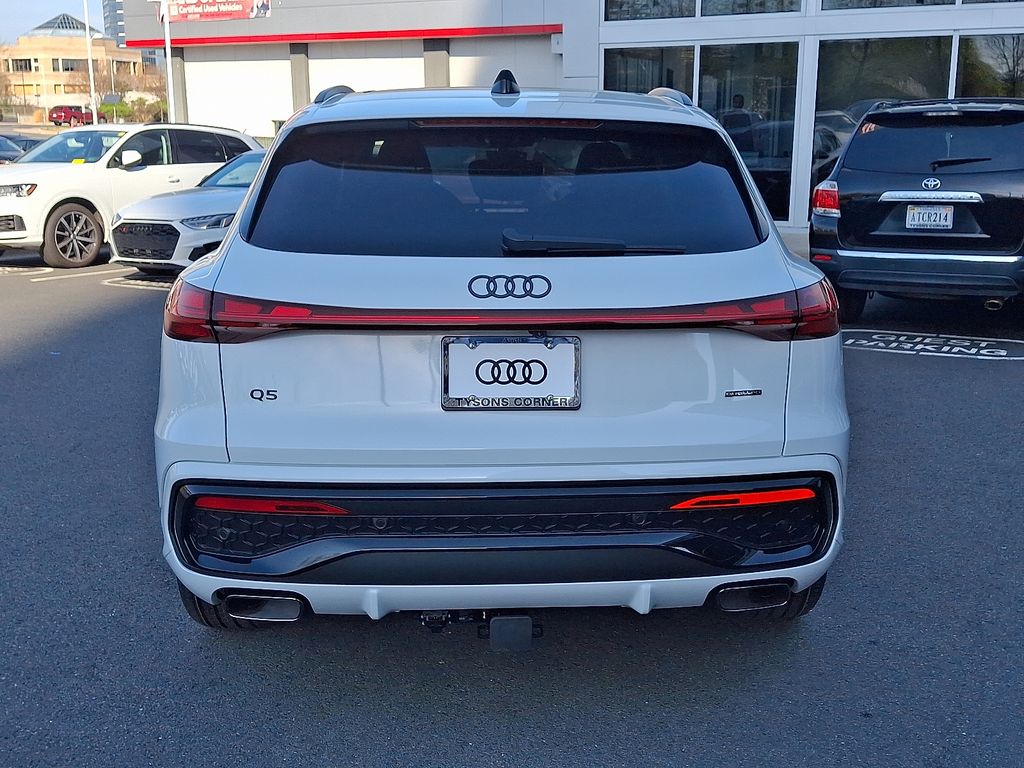 Thumbnail: 2026 Audi Q5 - 4