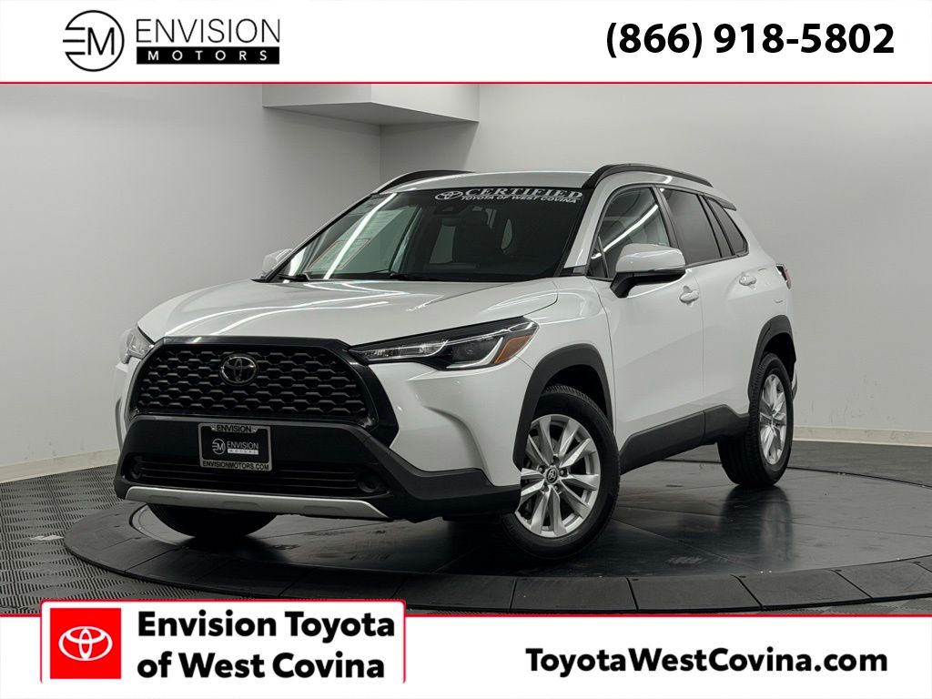 Pearl 2022 Toyota Corolla Cross LE FWD SUV / Crossover Front-Wheel Drive Continuously Variable Transmission