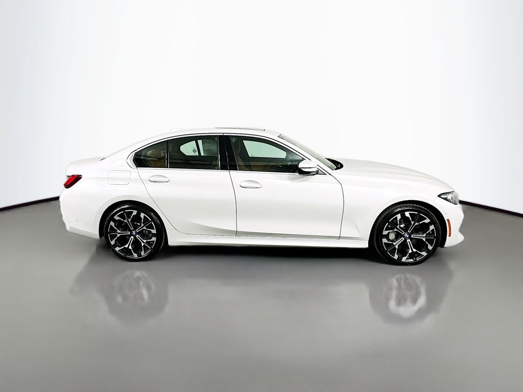 Thumbnail: 2025 BMW 3 Series - 4