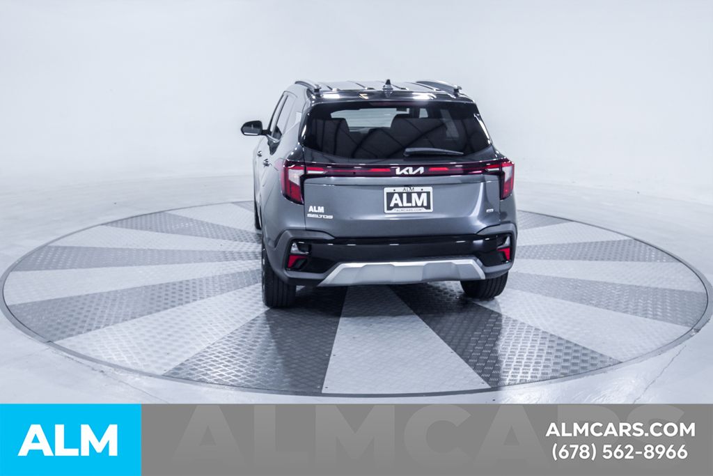 Used 2024 Gray Kia SX image 8