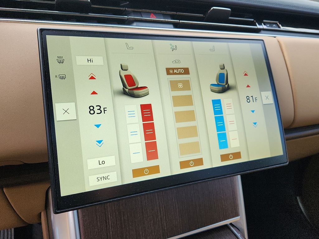 Thumbnail: 2025 Land Rover Range Rover - 16