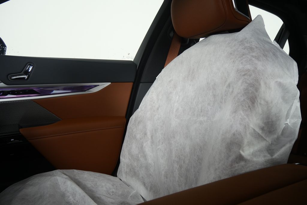 Thumbnail: 2026 BMW 7 Series - 25