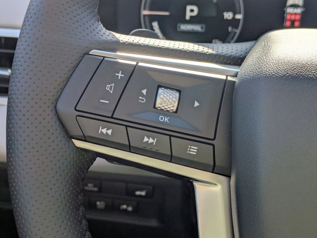 2025 Mitsubishi Outlander Plug-in Hybrid SEL - Photo 25
