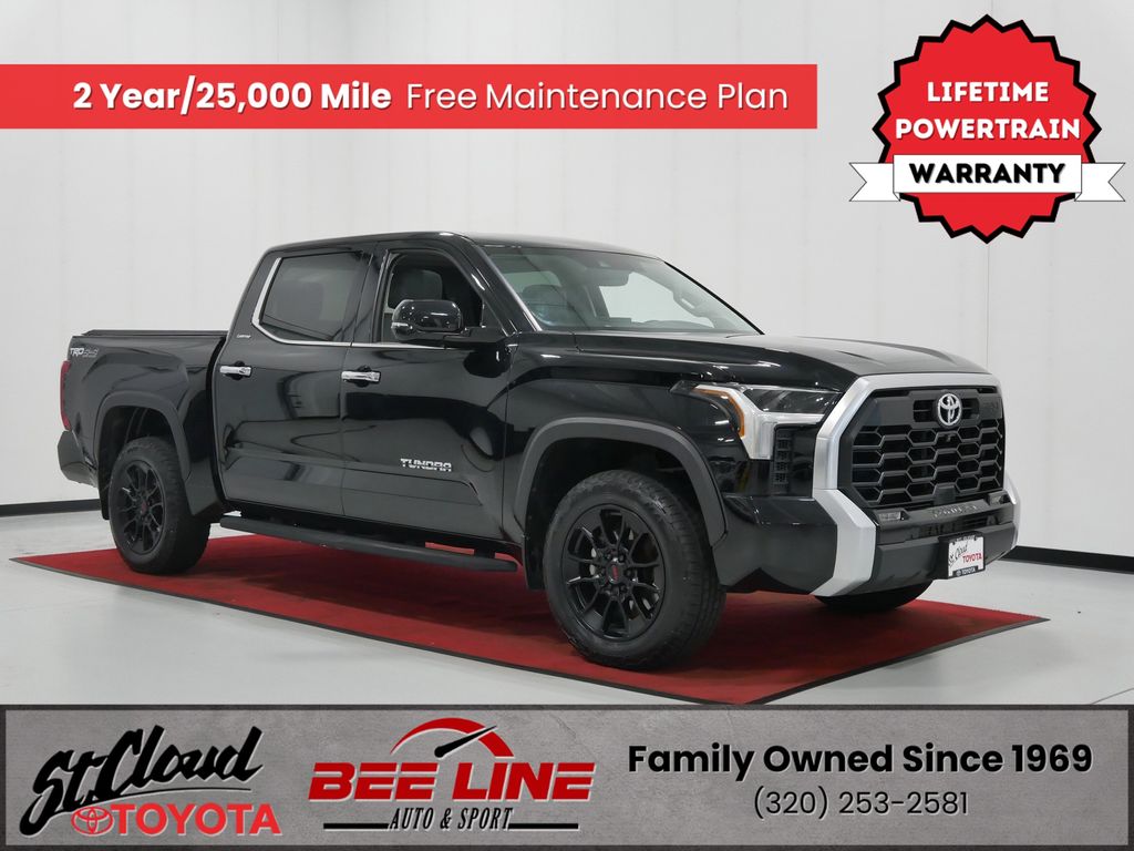 2022 Toyota Tundra Limited CrewMax Cab 4WD    