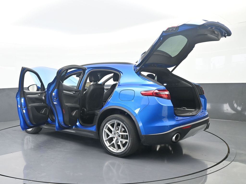 Used 2018 Misano Blue Metallic Alfa Romeo Ti image 76