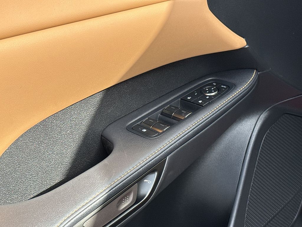 Thumbnail: 2025 Lexus RX - 29