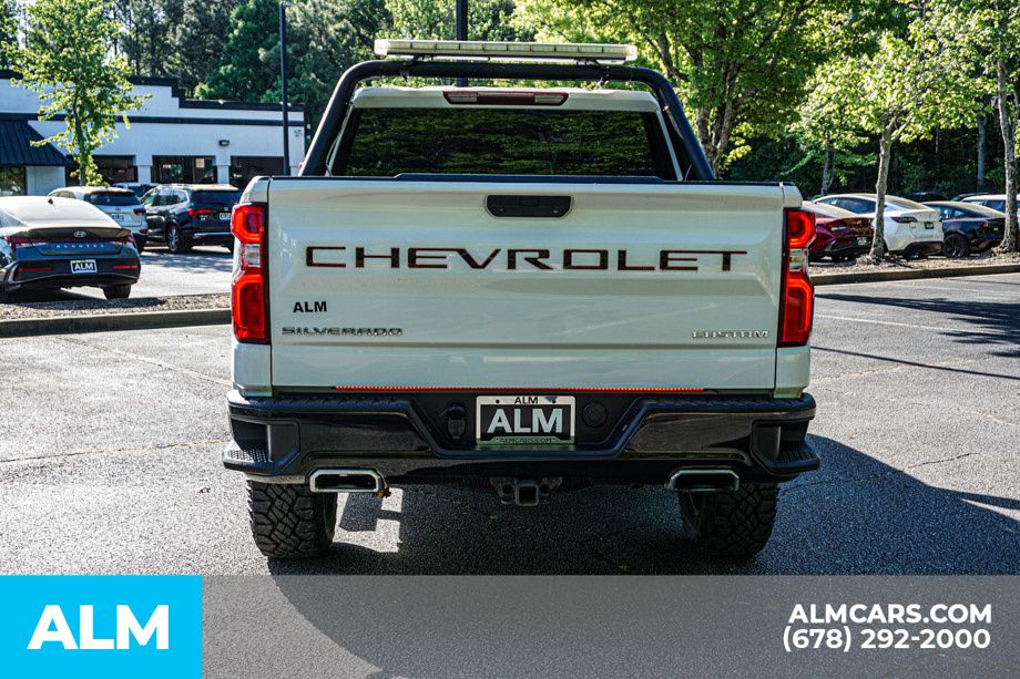 Used 2021 White Chevrolet Custom Trail Boss image 11