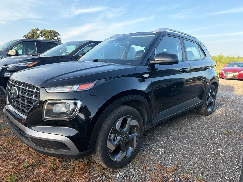 2025 Hyundai Venue SEL FWD