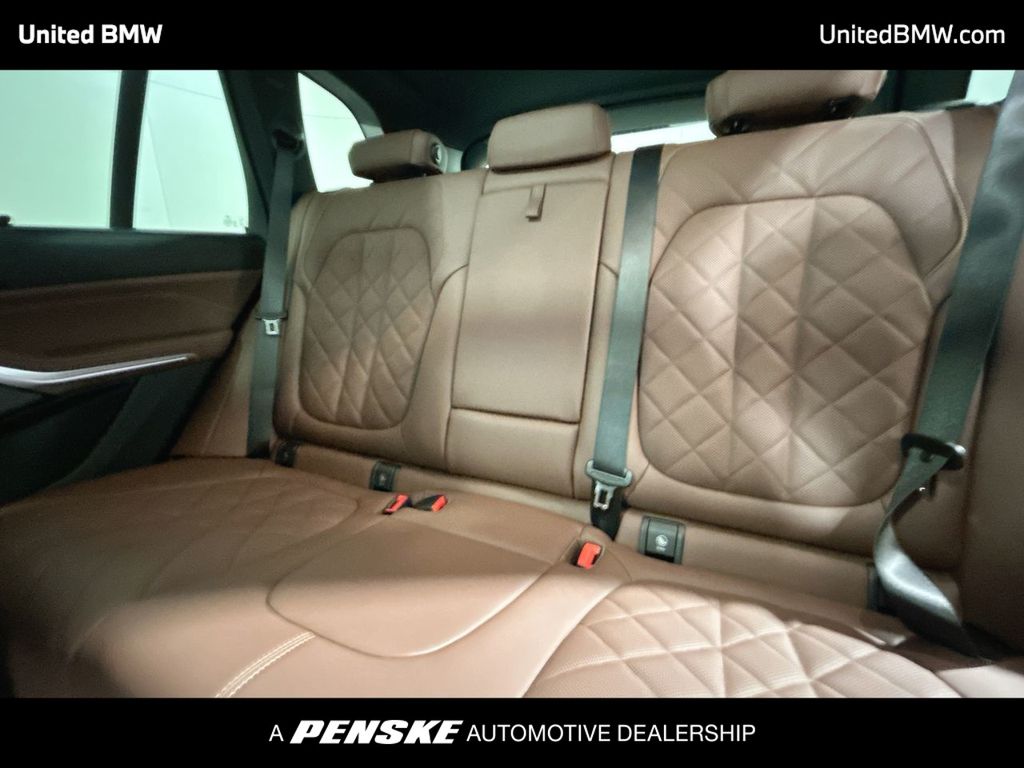 Thumbnail: 2026 BMW X5 - 21