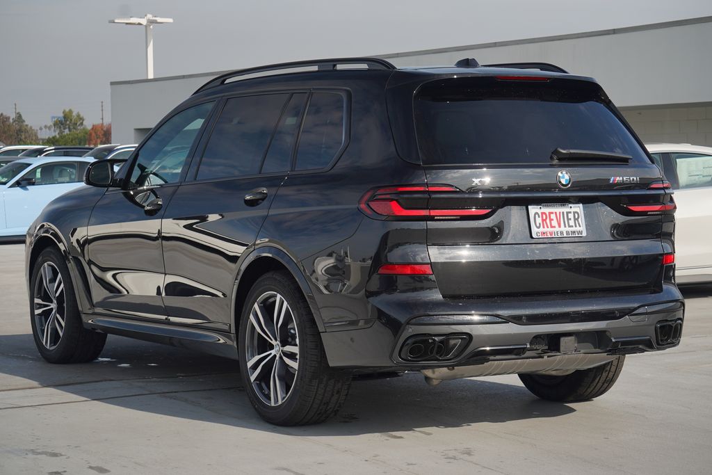 2025 BMW X7 M60i 7