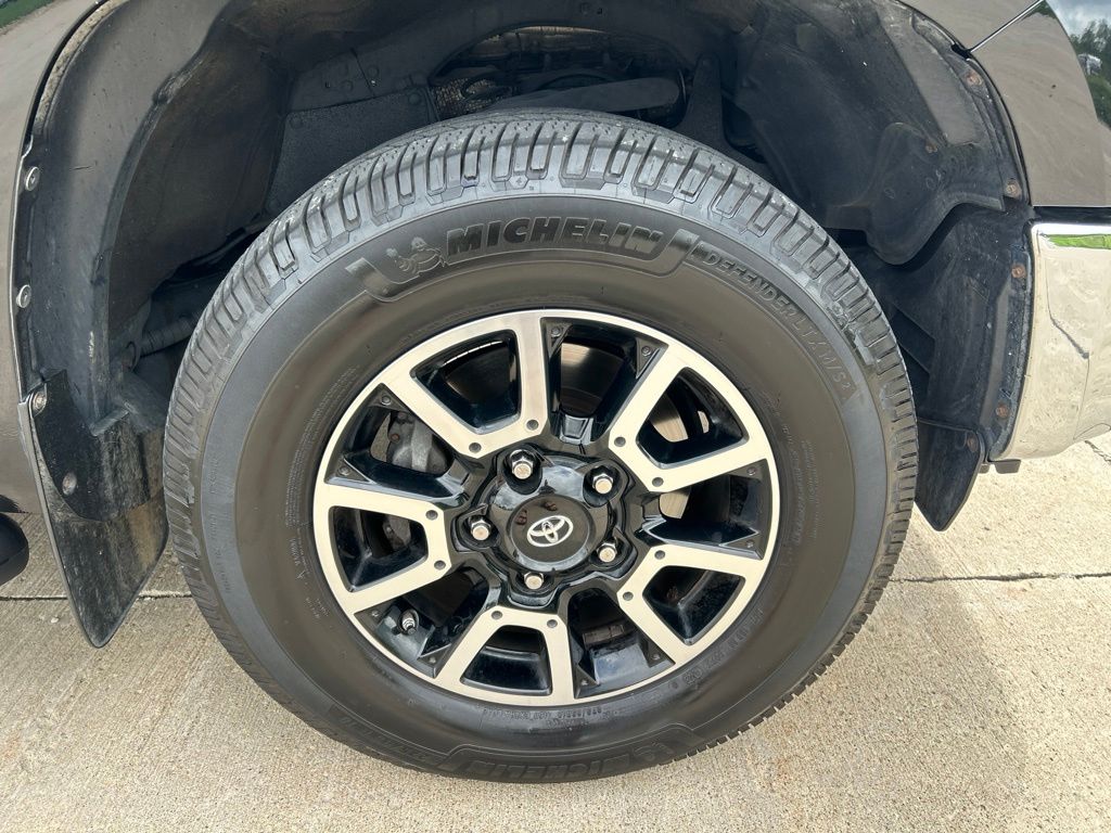 Used 2017 Toyota Tundra Truck