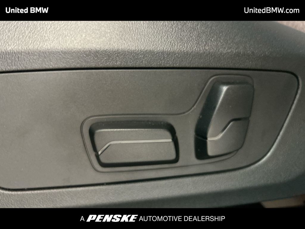 Thumbnail: 2025 BMW X1 - 12