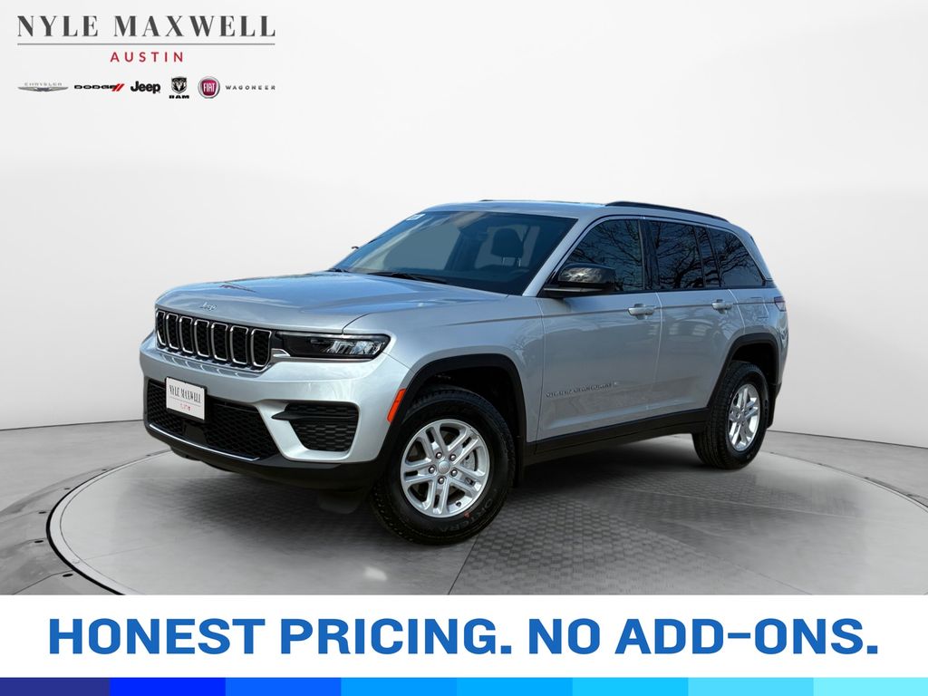 New Car 2025 Jeep Grand Cherokee  Laredo For Sale Under $35,000 In Austin, Texas