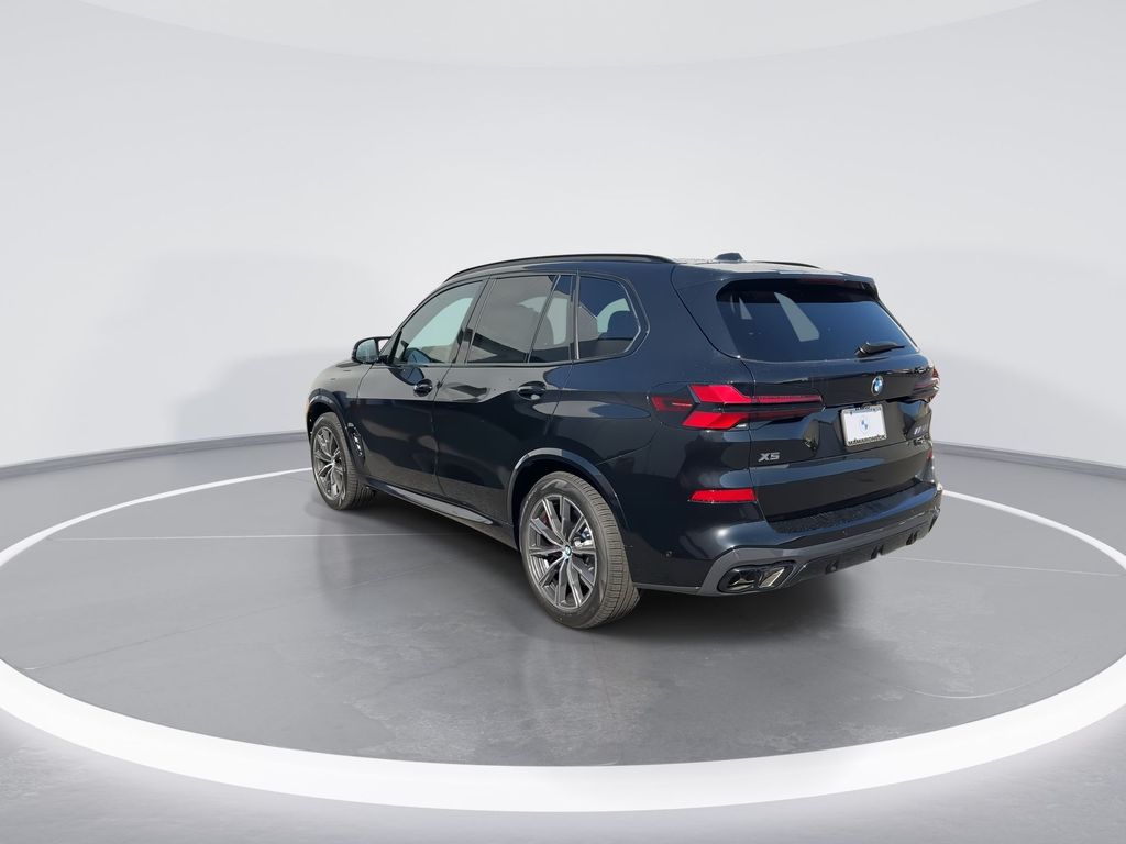 2025 BMW X5 M60i 6