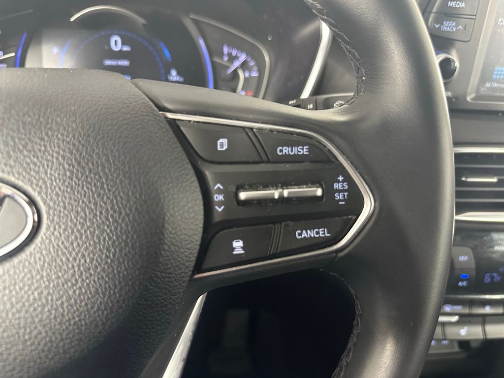 Thumbnail: 2019 Hyundai Santa Fe - 17