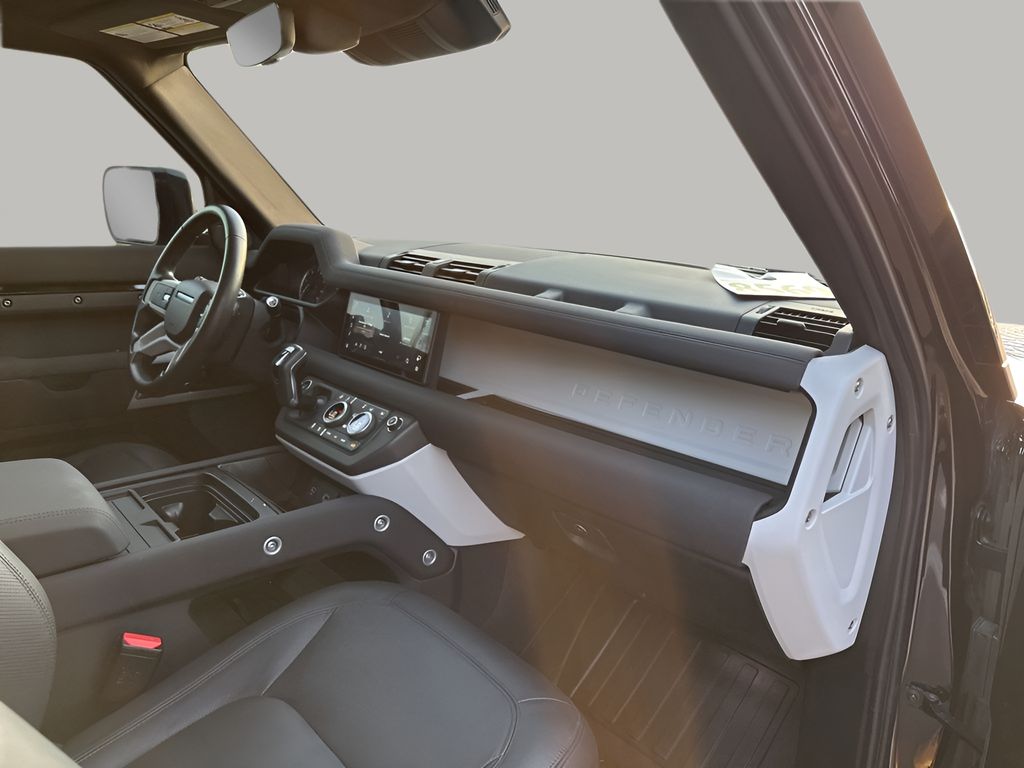 Used Car 2023 Land Rover Defender 110  Se For Sale Under $60,000 In Austin, Texas