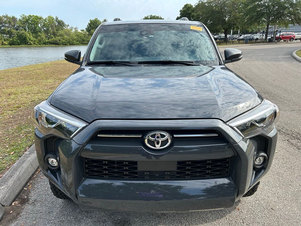 2024 Toyota 4Runner SR5 8