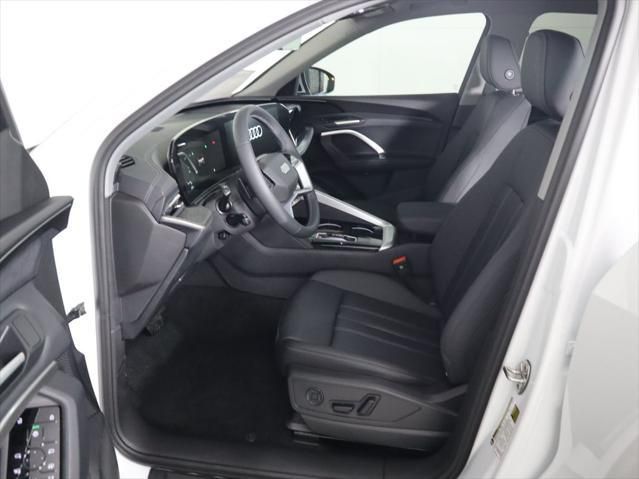 Thumbnail: 2025 Audi Q5 - 21