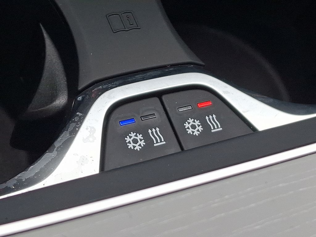 Thumbnail: 2025 BMW X7 - 28