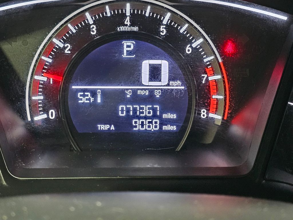 Used 2018  Honda LX image 26