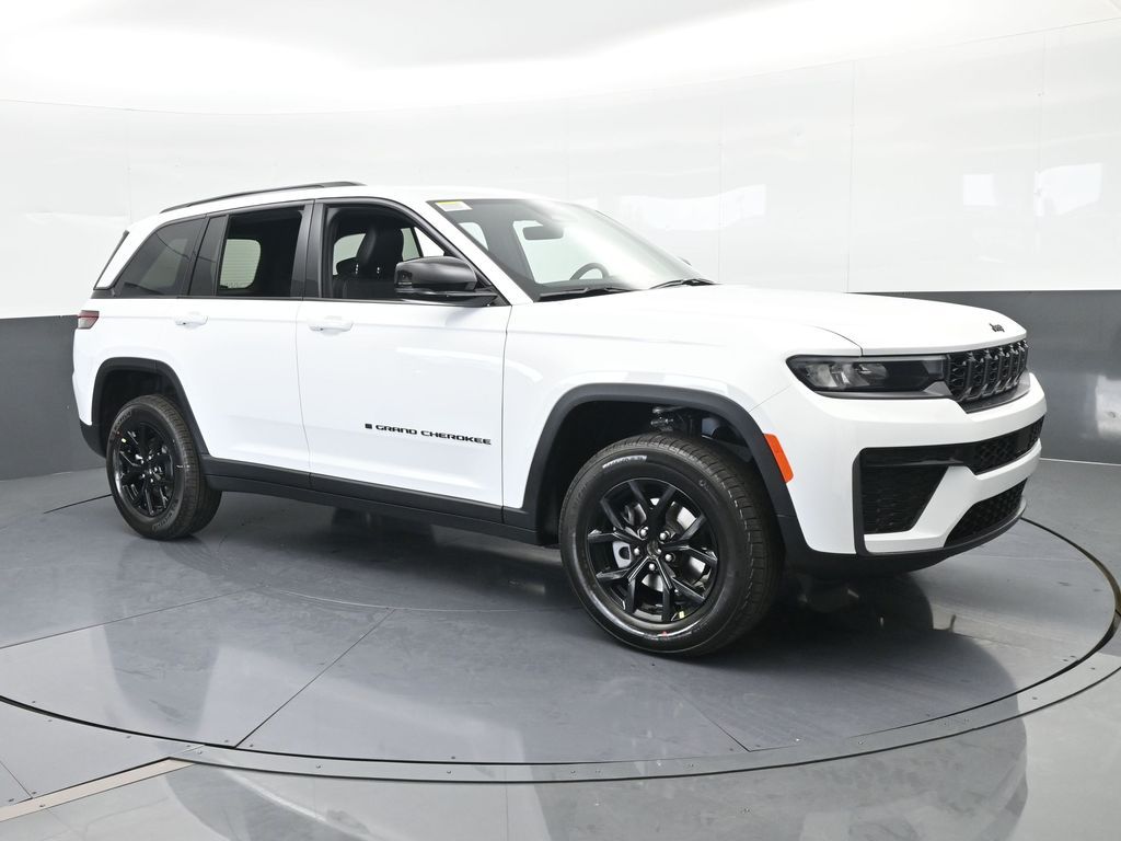 New 2026 Bright White Clearcoat Jeep Laredo image 8