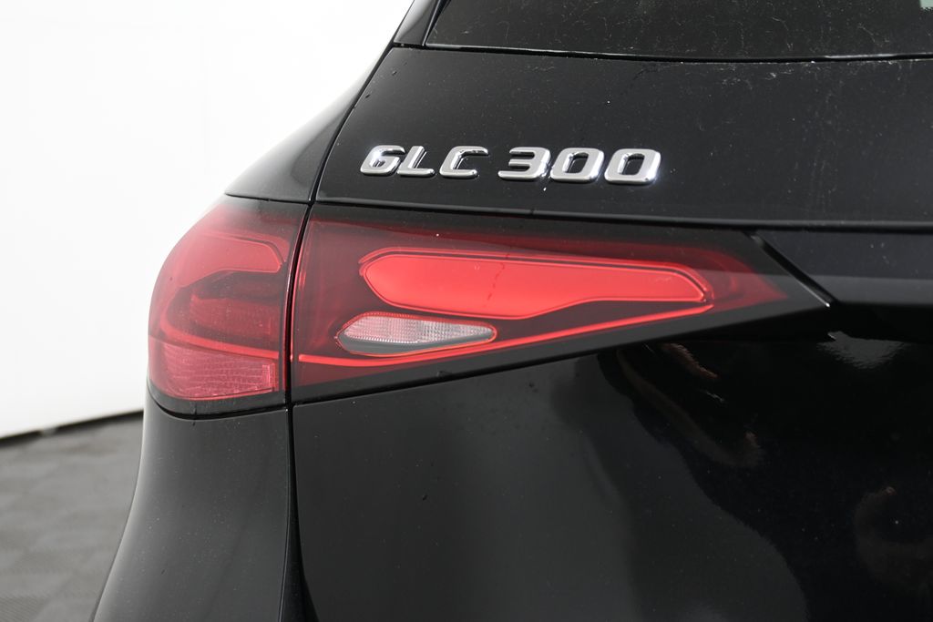 Thumbnail: 2026 Mercedes-Benz GLC - 12