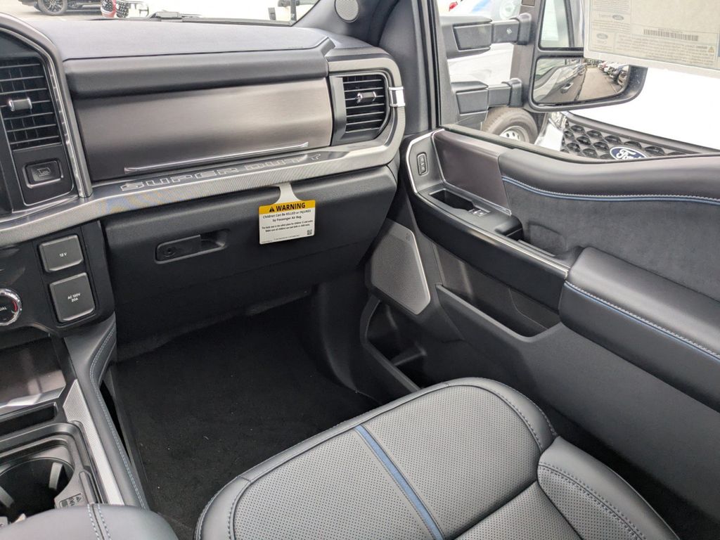 2026 Ford F-250 Super Duty Platinum