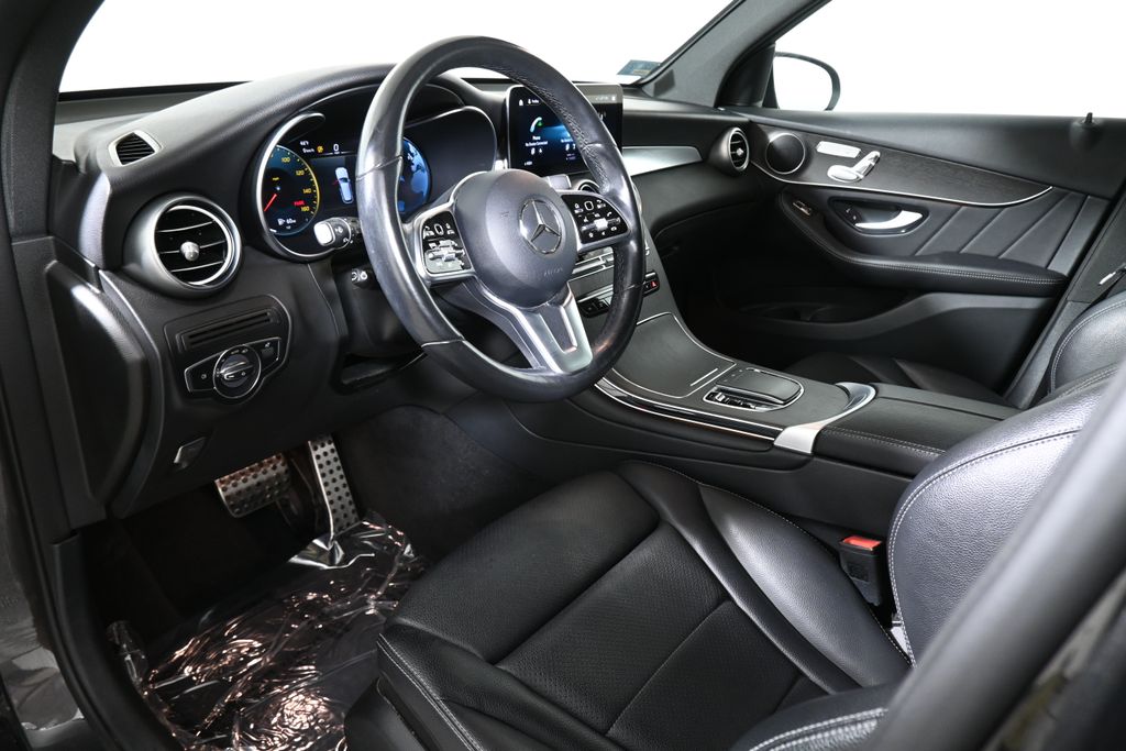 Thumbnail: 2022 Mercedes-Benz GLC - 13