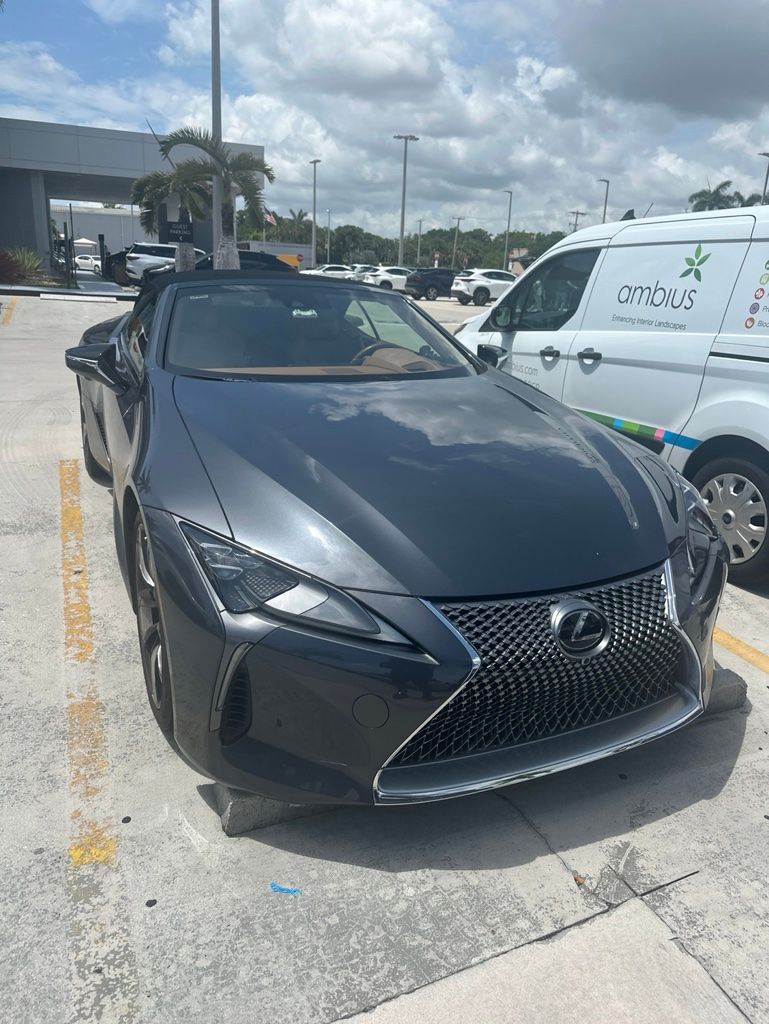 2024 Lexus LC 500 500 Convertible's photo